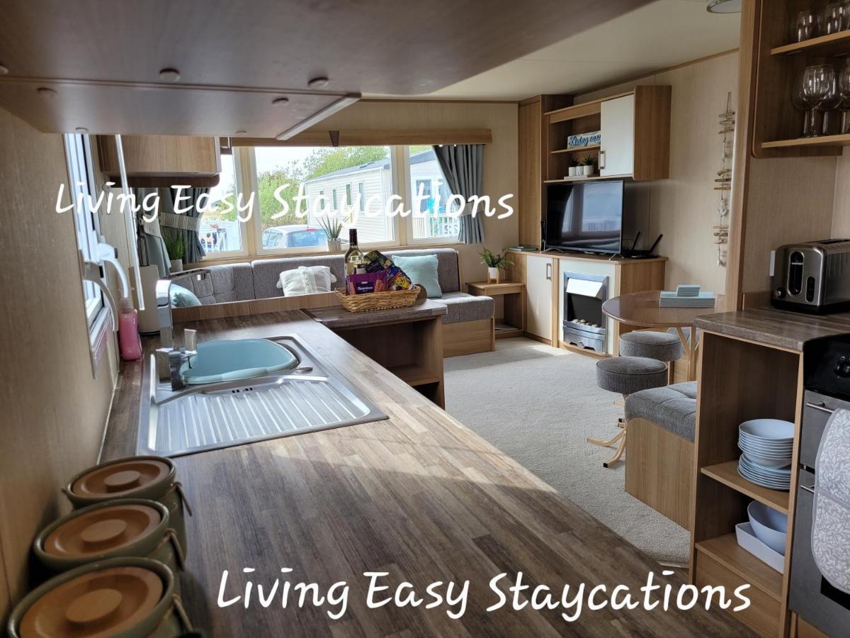 Living Easy Staycations At Tattershall Lakes Exteriör bild