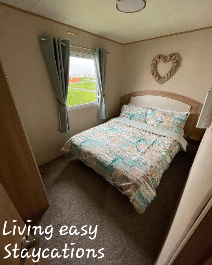 Living Easy Staycations At Tattershall Lakes Exteriör bild