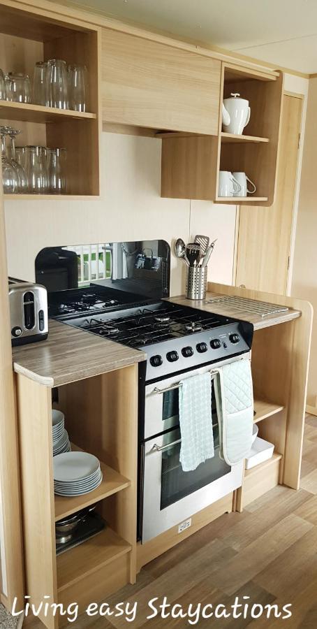 Living Easy Staycations At Tattershall Lakes Exteriör bild