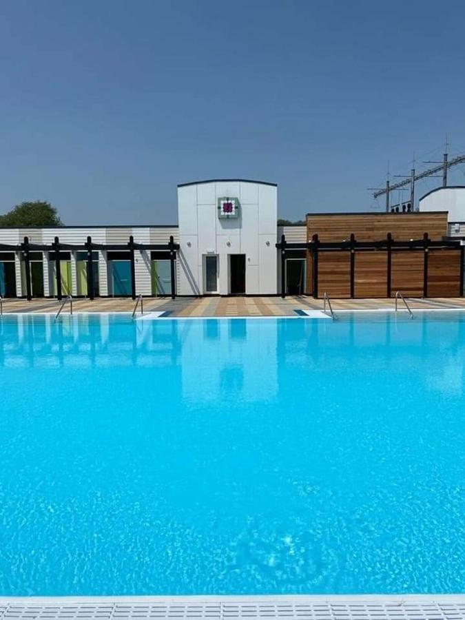 Living Easy Staycations At Tattershall Lakes Exteriör bild